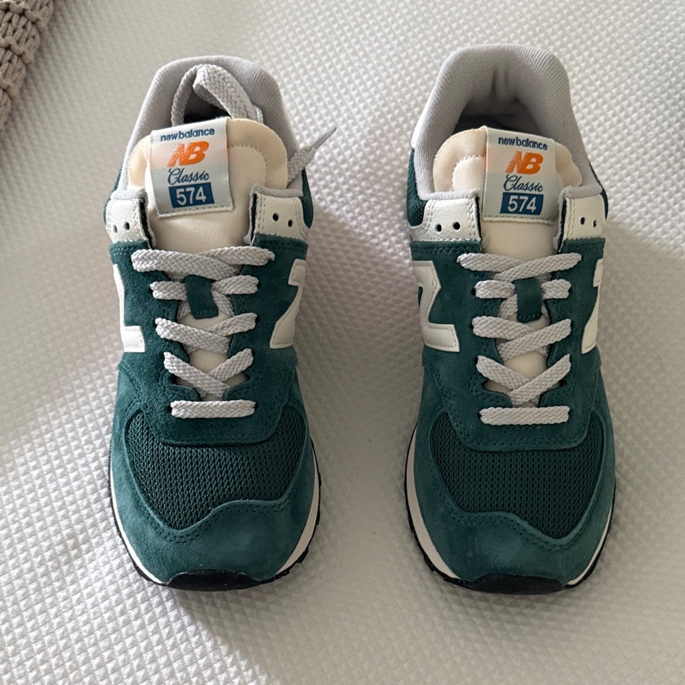 New Balance Teal and White Athletic Shoes